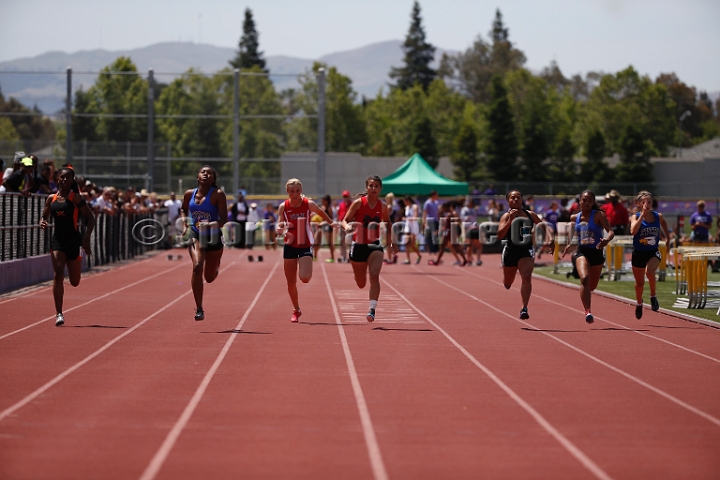 2014NCSTriValley-106.JPG - 2014 North Coast Section Tri-Valley Championships, May 24, Amador Valley High School.